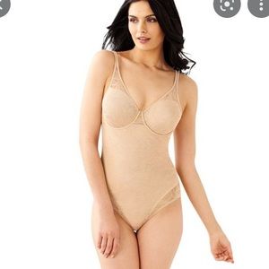 NWT Bali Firm-Control Ultra Light Lace Shaping Body Shaper. Size 38C